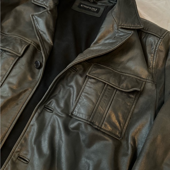 VINTAGE KENNETH COLE (New York) GENUINE LEATHER COAT. Size XL - Picture 8 of 14
